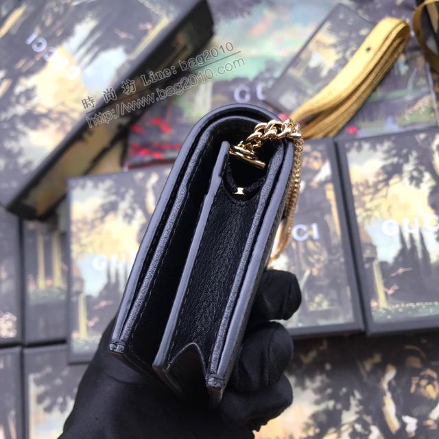 Gucci包 古馳卡包 570660黑全皮 2019新款 互扣式馬銜扣 Gucci粒面皮革單卡包  gudj1454